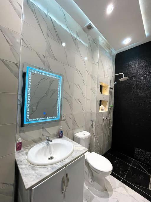 Apartment Berriko Tangeri Esterno foto