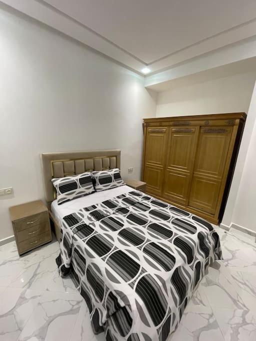 Apartment Berriko Tangeri Esterno foto